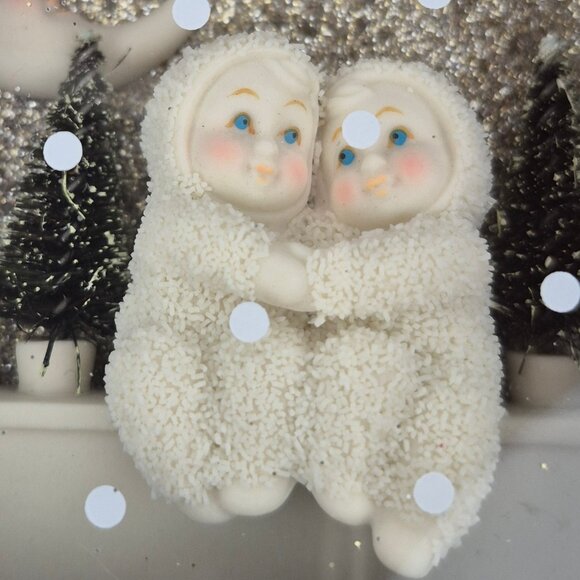 Dept 56 Snow Babies Dream Glitter Shadow Box Ornament - Picture 4 of 16
